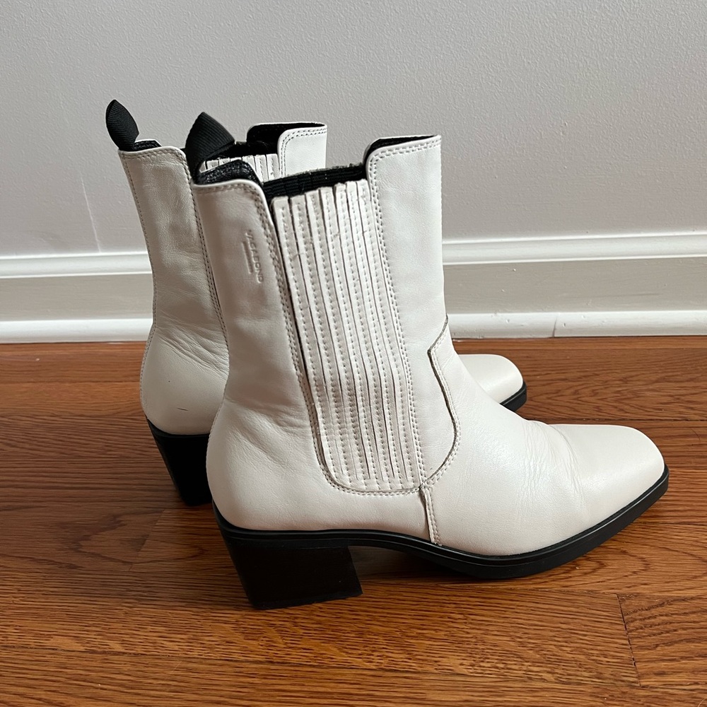 Vagabond Boot